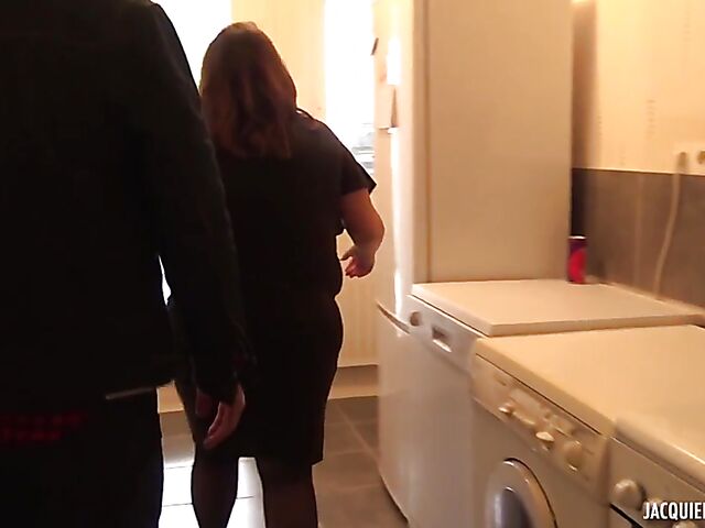 French chubby anal fanatic Melody gets it