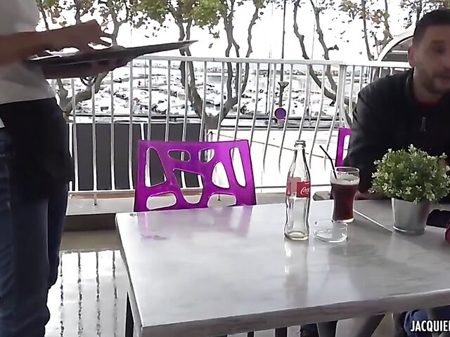Skinny stockings clad waitress Cloe gets nailed in Marseille