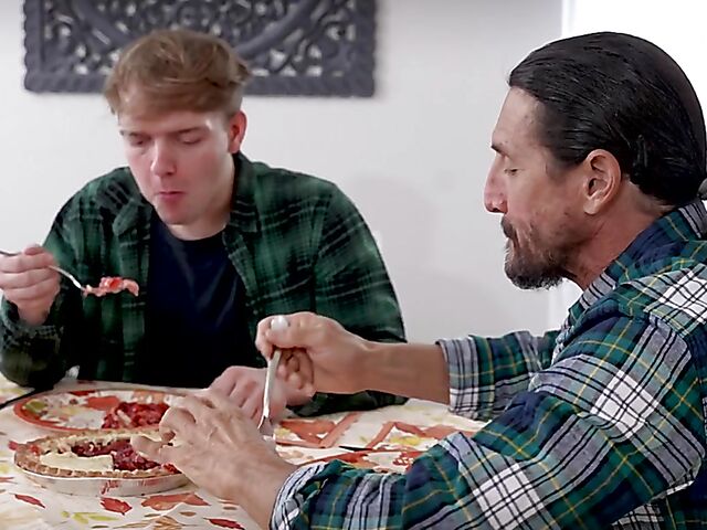 Fake tits MILF threesome on Thanksgiving with Sarah Jessie