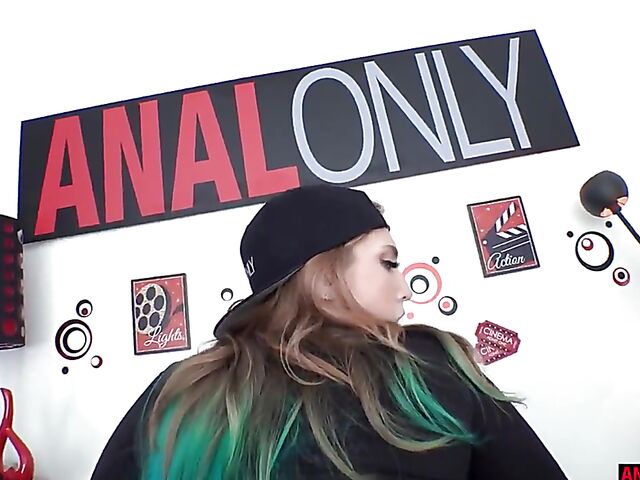 Thick anal slut Electra Rayne gets what she needs