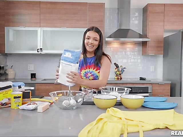 Cute latina Ella Cruz sucking while cooking and taking a break to fuck