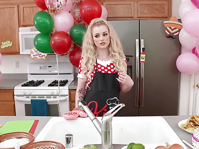 Hyley Winters - MILF kitchen fuck while cooking for a party
