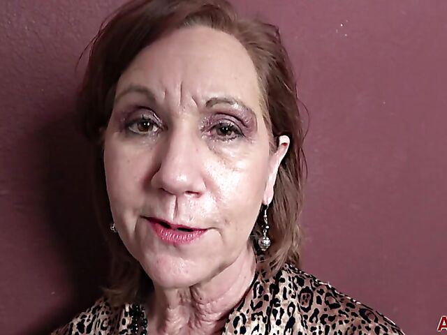Shaved old mature masturbation interview with 62-year-old Lynn