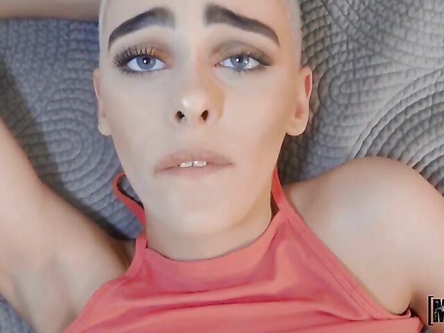 Paris Amour - Bald girl in pink panties fuck session with Nacho Vidal