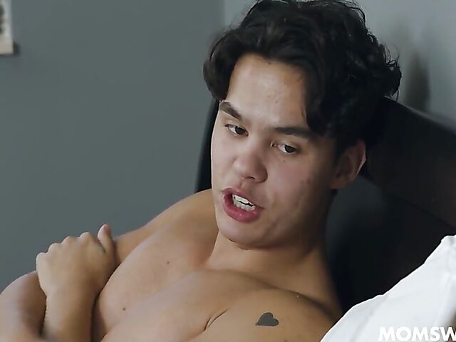 MILF foursome with two hot stepmoms Vivianne Desilva and Kate Dee