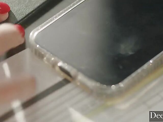 Avery Christy is Manuel Ferrara's tonight's submissive slut