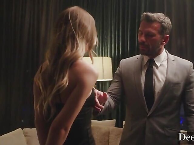 Avery Christy is Manuel Ferrara's tonight's submissive slut