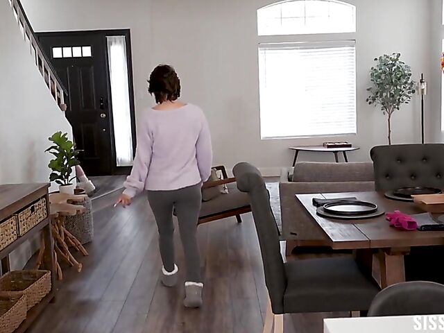 Teen foursome with stepsisters Jazmin Luv and Nicole Aria