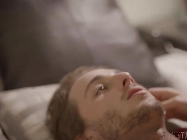 Carolina Sweets & Whitney Wright - Innocent teen first threesome