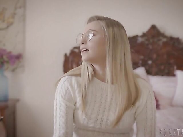 Carolina Sweets & Whitney Wright - Innocent teen first threesome