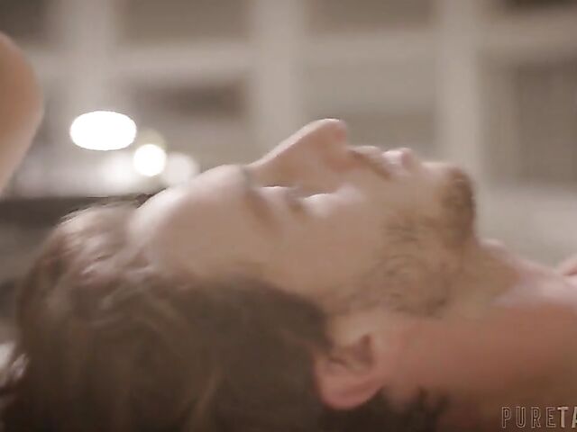 Carolina Sweets & Whitney Wright - Innocent teen first threesome