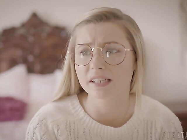 Carolina Sweets & Whitney Wright - Innocent teen first threesome