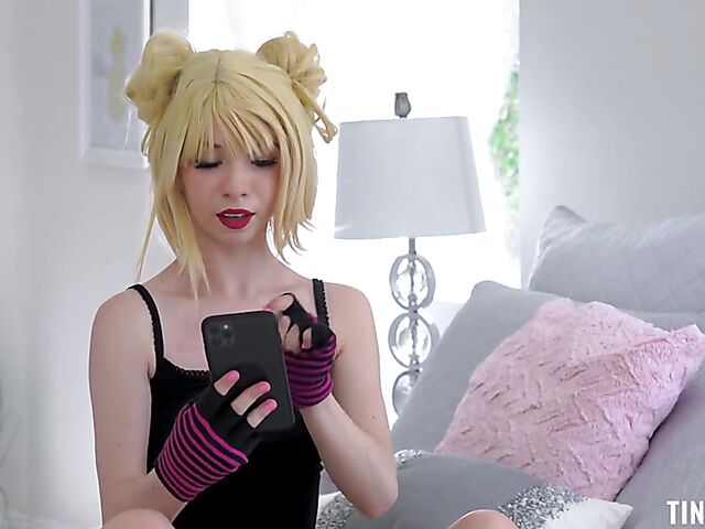 His tiny blonde stepsis Kenzie Reeves is a fuck thing