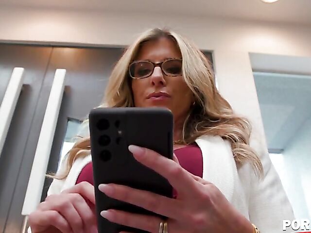 MILF with glasses Cory Chase anal fucking while on the phone