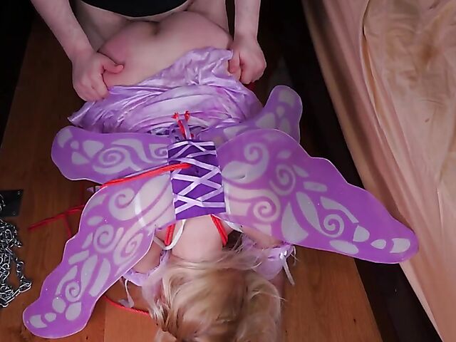 Rope bondage anal and blowjob in the air with Anneliese Snow