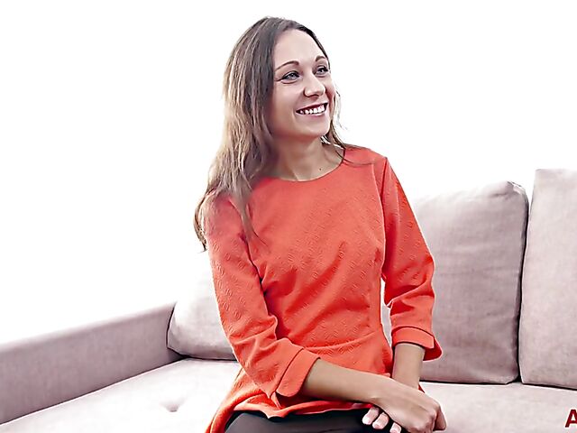 Cathy, 32 - Russian hairy MILF with small tits gives nude interview