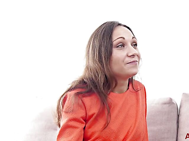 Cathy, 32 - Russian hairy MILF with small tits gives nude interview