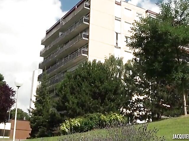 Black stockings threesome with skinny French woman Linda