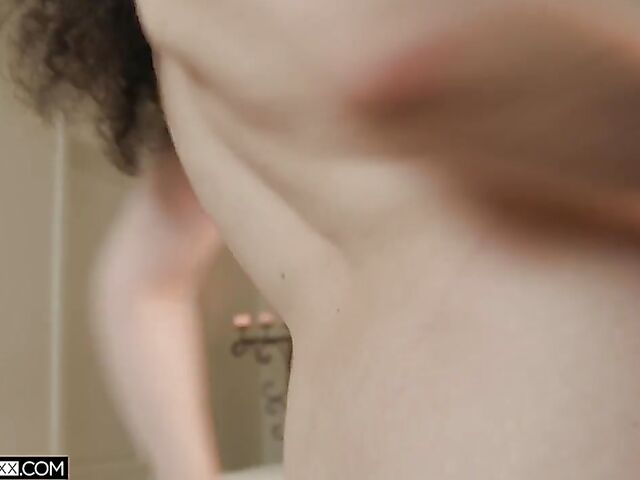 Interracial massage sex with curly brunette Lyra Lockhart