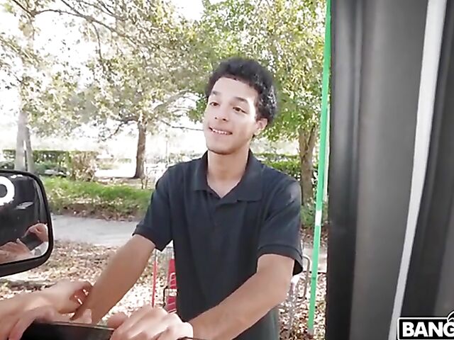 Bubble butt MILF pornstar Richelle Ryan picks up guys and fucks them all in her van