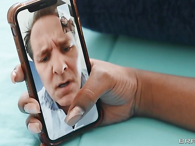 Kaiya Rose - Curvy ebony interracial anal while on the phone