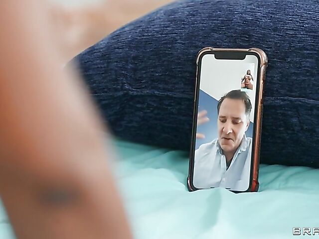 Kaiya Rose - Curvy ebony interracial anal while on the phone