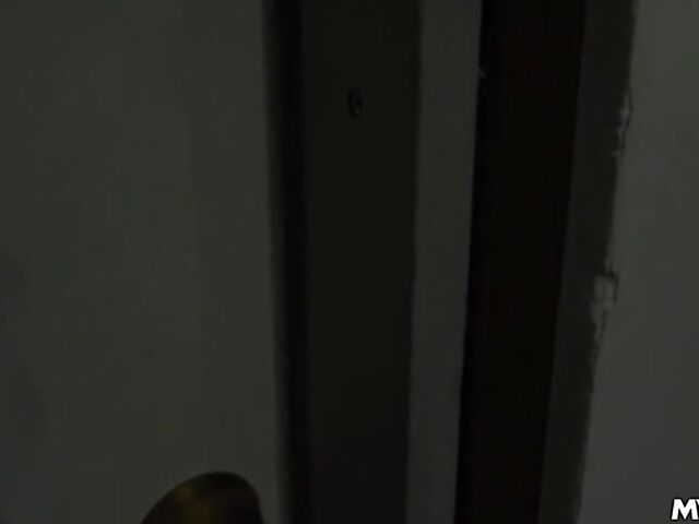 Payton Hall - Bored mature mom POV during lockdown