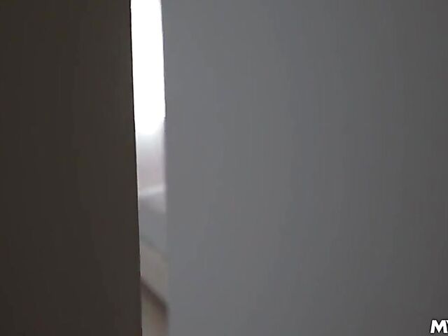 Payton Hall - Bored mature mom POV during lockdown