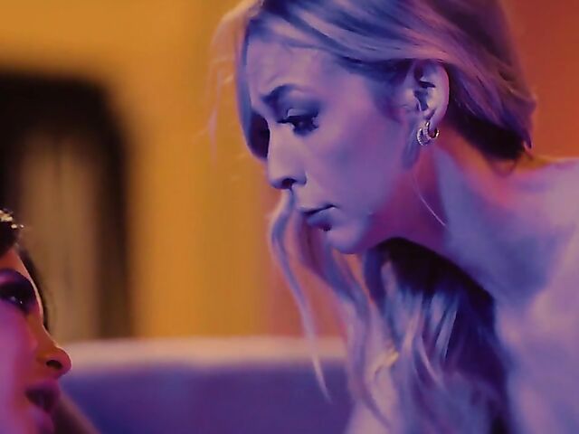 Very hot FFM threesome after dark with Jane Wilde and Lily Larimar