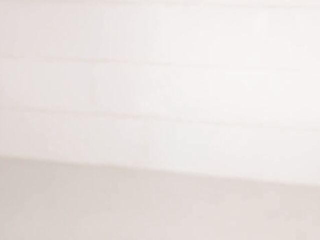 No makeup MILF yoga fuck with Kagney Linn Karter