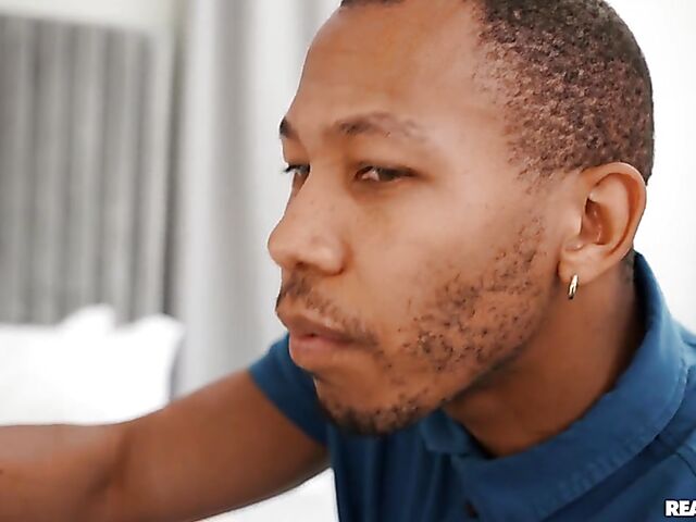 Interracial big ass painting with Violet Starr