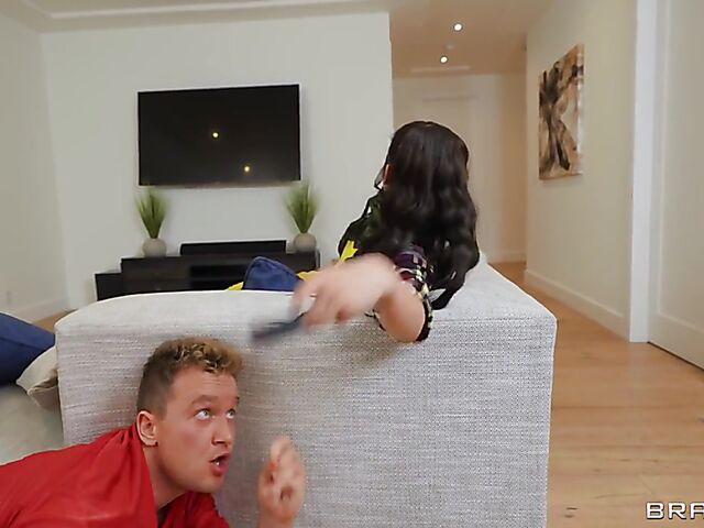 Lexi Luna & Kylie Rocket - MILF and teen get fucked together