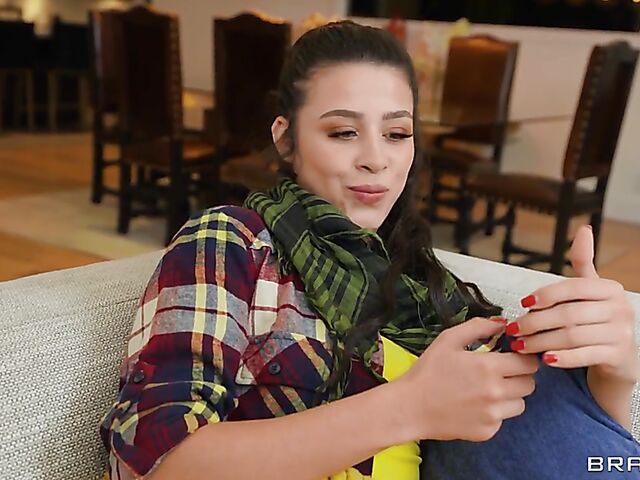 Lexi Luna & Kylie Rocket - MILF and teen get fucked together