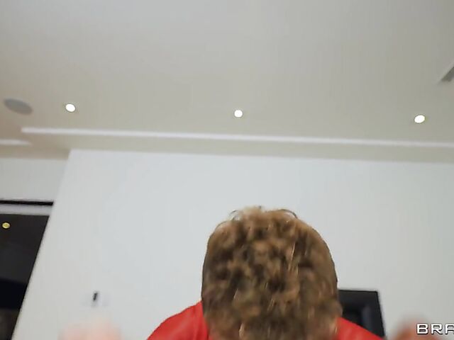 Lexi Luna & Kylie Rocket - MILF and teen get fucked together