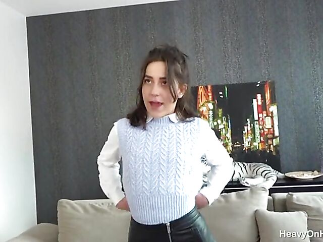 Manea Valentina - Short girl rimming a fat guy and getting ass fucked