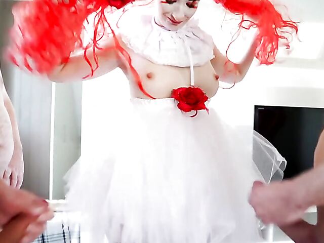 Red-haired clown girl Linda Lush deepthroat swallow