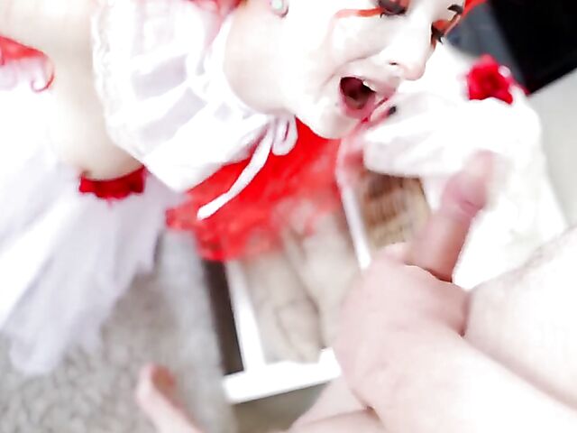 Red-haired clown girl Linda Lush deepthroat swallow