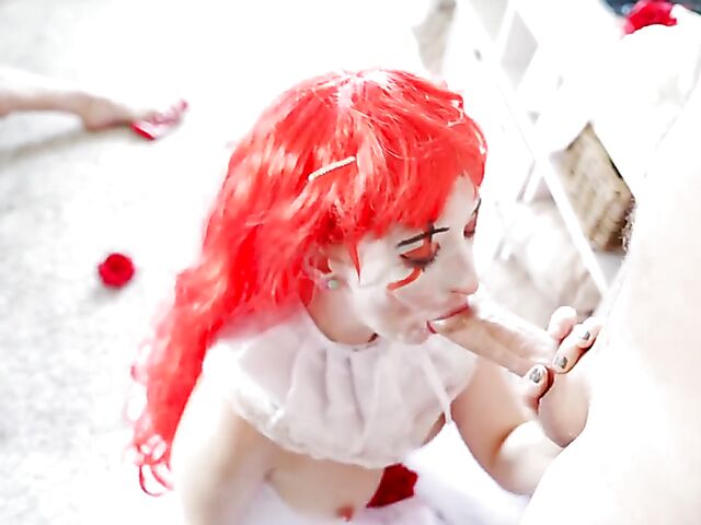 Red-haired clown girl Linda Lush deepthroat swallow