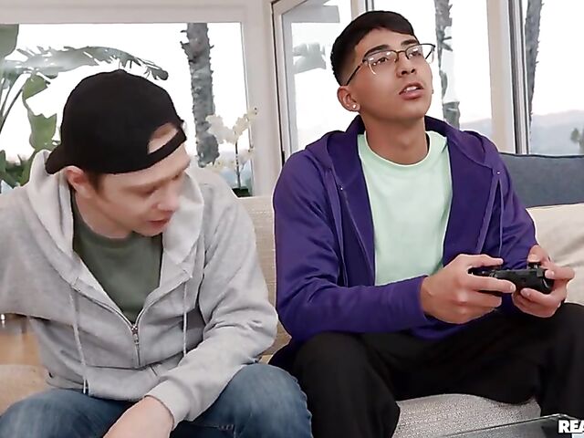 Kylie Rocket & Summer Hart - Amazing threesome with busty redhead MILF