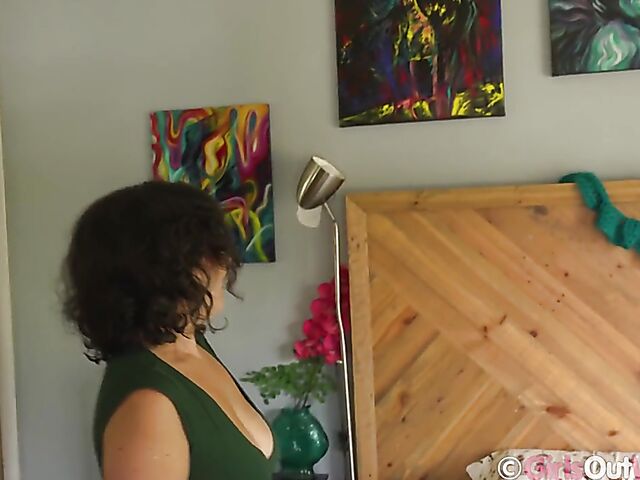 Outdoor masturbation squirt in the garden with big breasted Nio