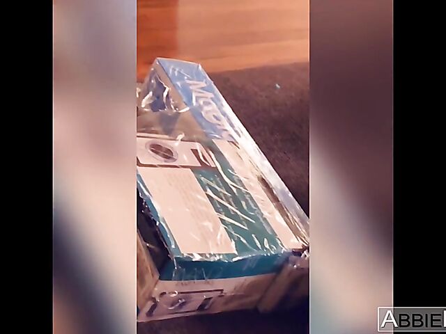 Riley Reid lesbian homemade video with Abbie Maley