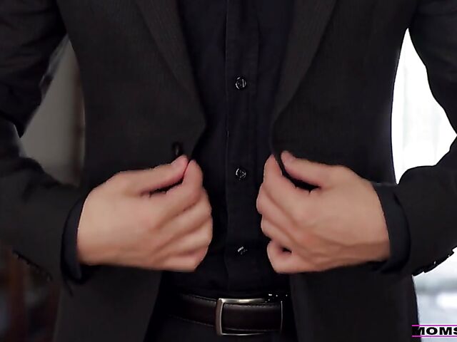 Big boobs mom Lexi Luna is at his service