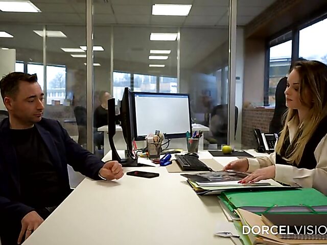 French pornstars Tiffany Leiddi, Bella Tina and Anna Polina in Tiffany La Soumise