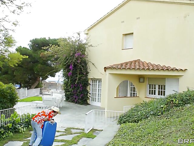 Big tits latina bombshell Latin Beauty gets horny in the shower and fucks Jordi El Nino Polla