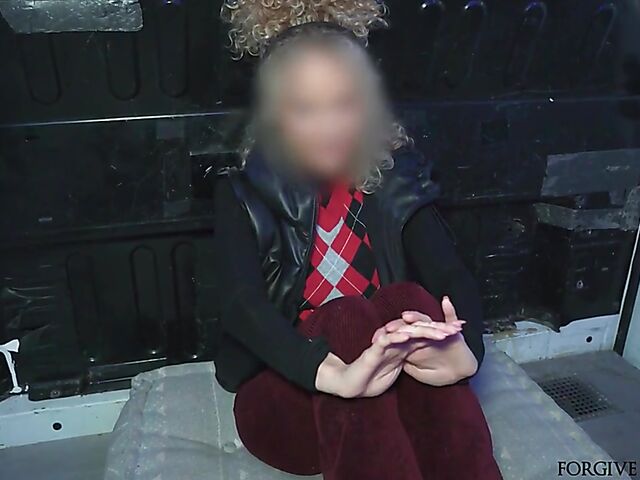 Pickup fuck with a naive slut begging for forgiveness