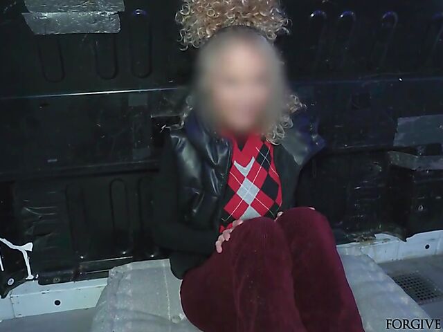 Pickup fuck with a naive slut begging for forgiveness