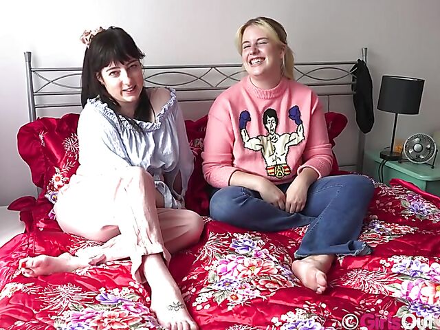 Greta & Katie Gee - Real lesbian couple interview in the nude