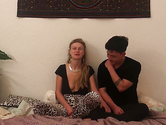 Real amateur couple Lila and Noir have real sex for you