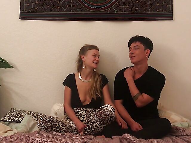 Real amateur couple Lila and Noir have real sex for you