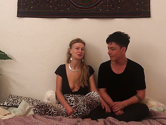 Real amateur couple Lila and Noir have real sex for you